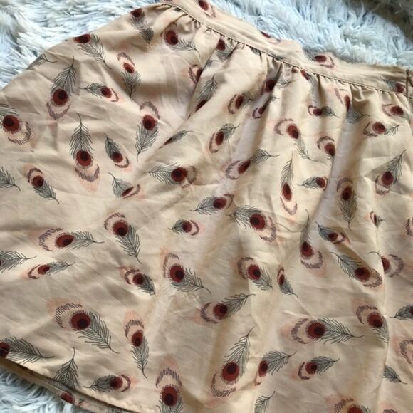 Forever 21 small short peacock feather print skirt - Picture 3 of 4